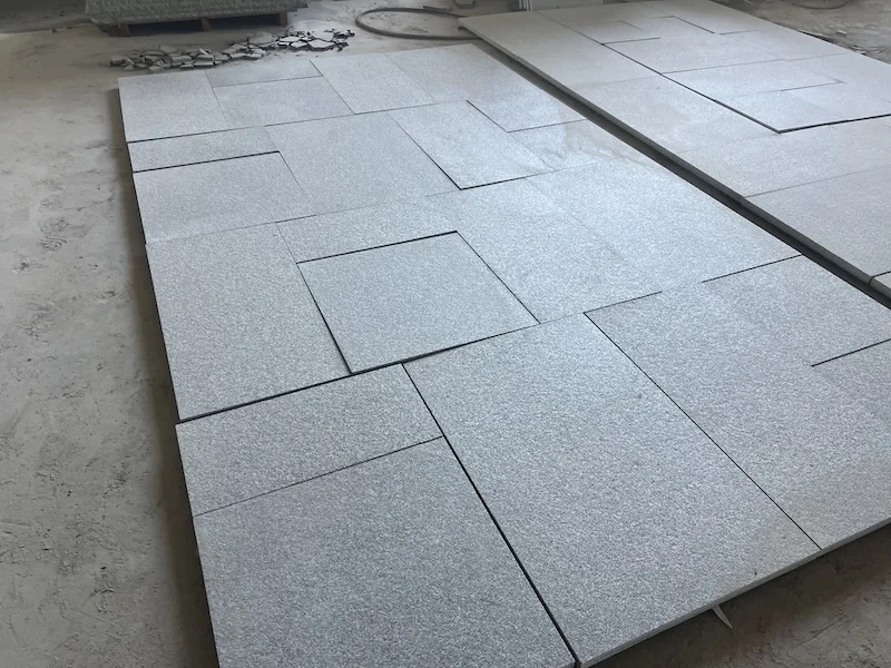 G654 Flamed Outdoor Pavers