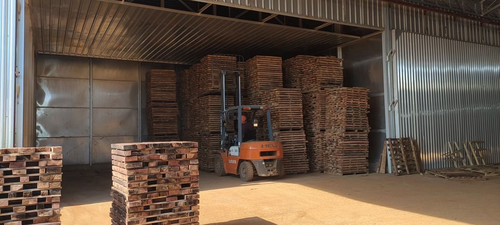 YESTONE Cambodia granite factory — 熏蒸车间